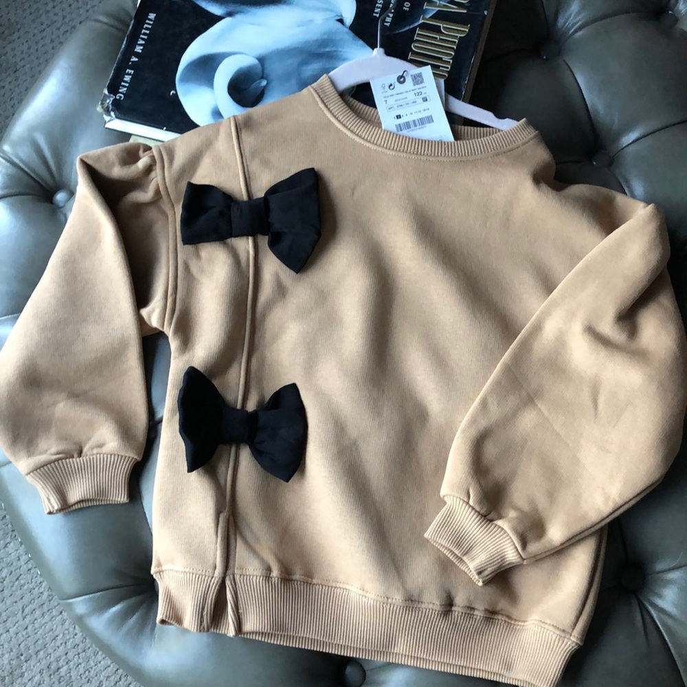 Zara tan with black bows sweatshirt